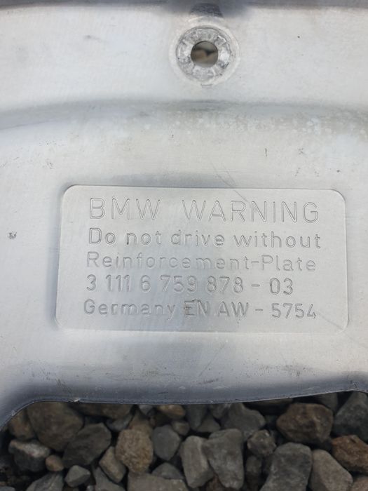 Bmw e60 e61 e63 e64 Osłona płyta pod silnik Bmw Części