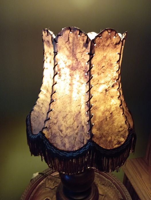 Okazja!Antyk.Lampa drewniana z abażurem ze skory