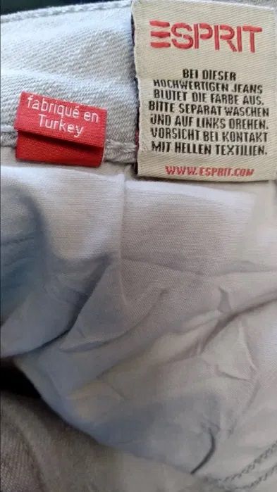 Джинсы на девочку прямые esprit светло серые 44