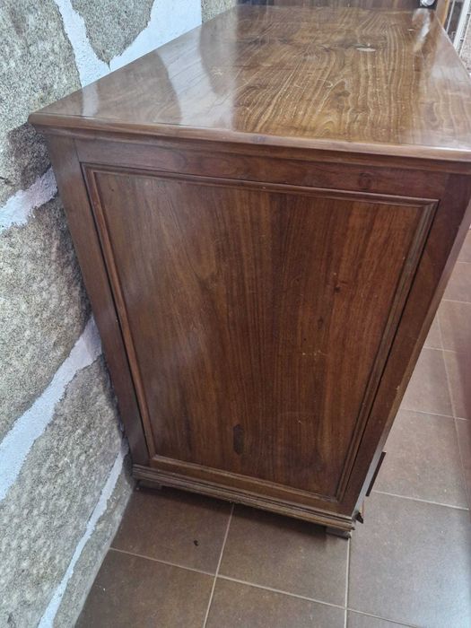 Cómoda antiga para restauro