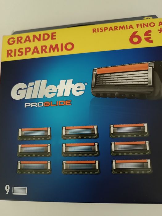Продам кассеты для бритья Gillette