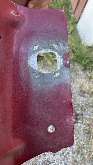 Крило ліве мерседес w176