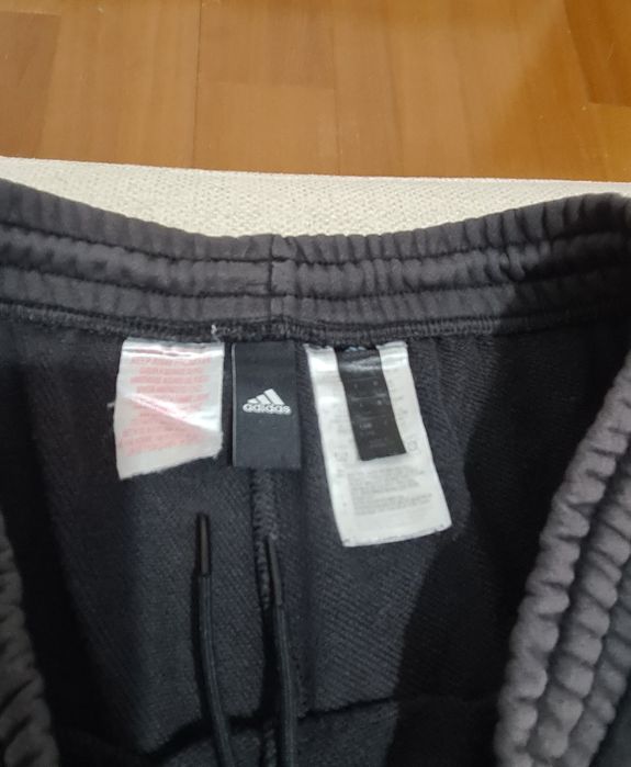 Calções Adidas Preto