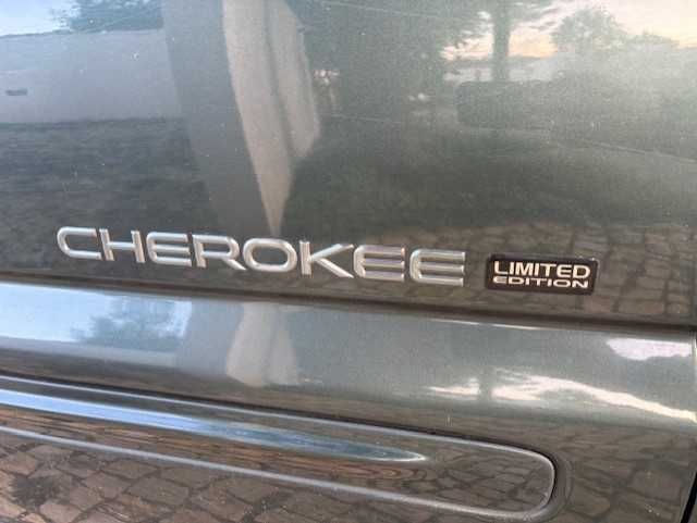 Jeep Cherokee Liberty (KJ) 2.5 CRD Limited Edition