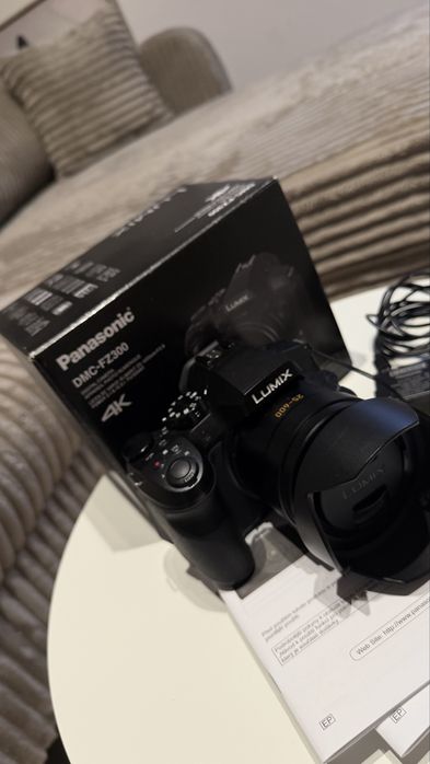 Panasonic Lumix FZ300 aparat 4K