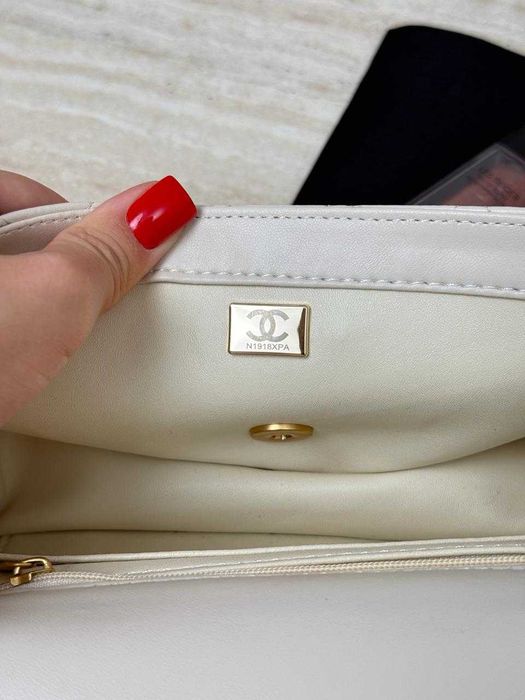 Chanel Mini Rectangular Flap Bag with Top Handle Cream/Кремова мінісумка Шанель