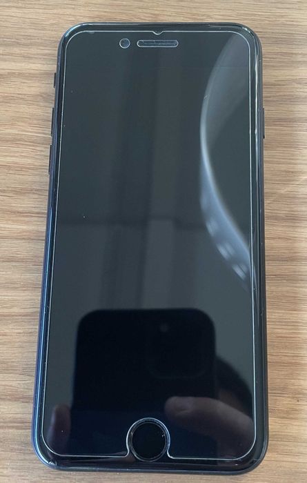iPhone SE 2020 (2.ª geração) 64GB