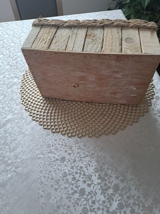 Ozdobna skrzyneczka.