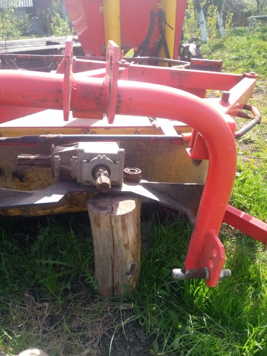 Продам роторну косарку крн -135 . Всі деталі по телефону .