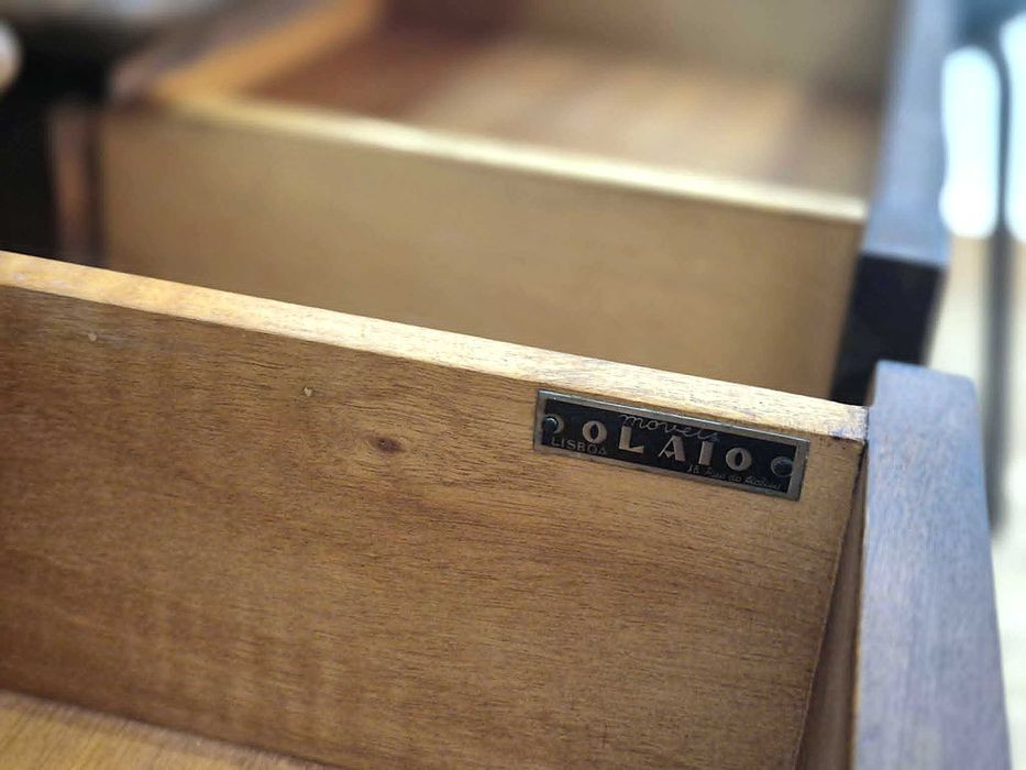 Mesa de Cabeceira Olaio / Mesa de Apoio / Vintage / Anos 60-70 / Movel / Quarto
