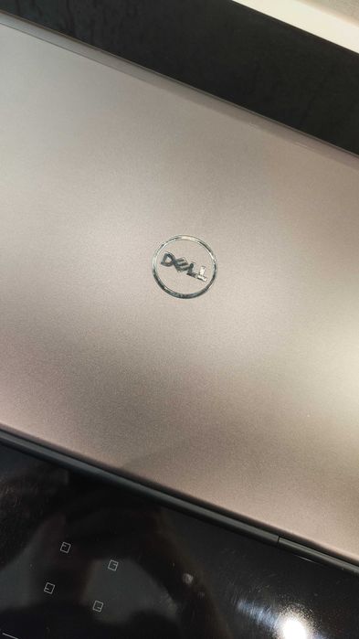 Dell Precision M4600 / Mobile Station / SSD / Nvidia 1000M / 17,3"