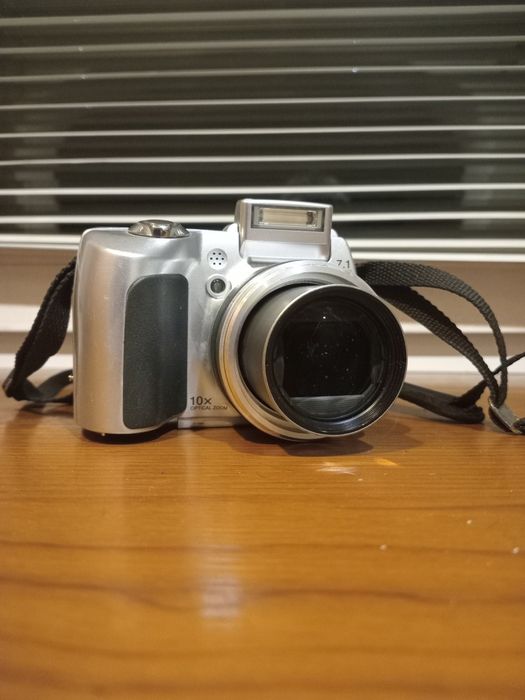 Цифровой фотоаппарат Olympus SP-510UZ