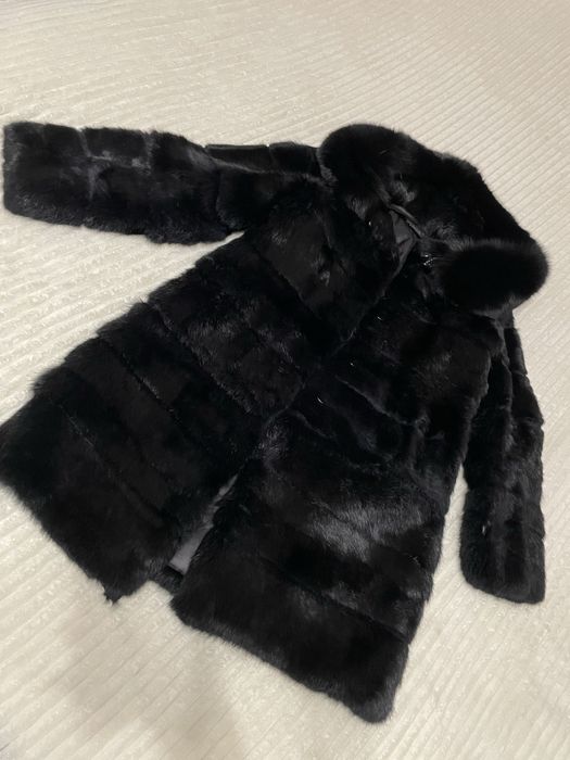 Продам натуральну шубу з кролика б/у