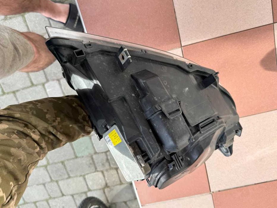 фари передні ліва права адаптивний XENON BMW 3 E90 E91