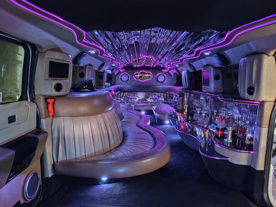 Wynajem Limuzyn Auto do Ślubu Limuzyna Wieczór Panieński , Studniówka