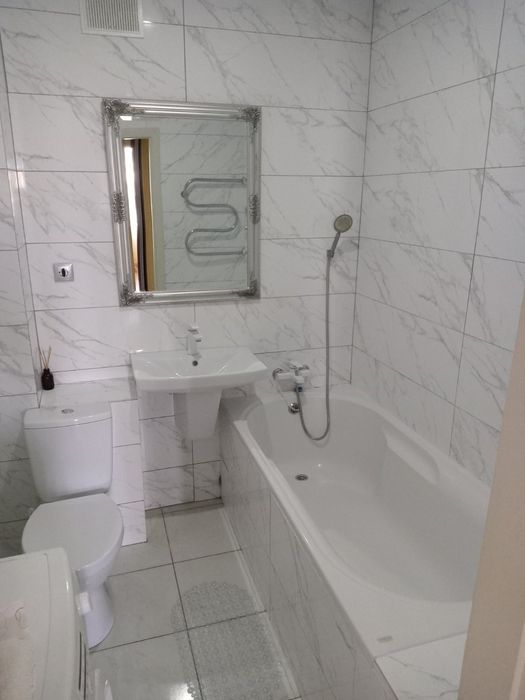 Квартира оренда подобова.Вул.  ЗСУ  пр-кт Свободи .Однокімна.Від  влас