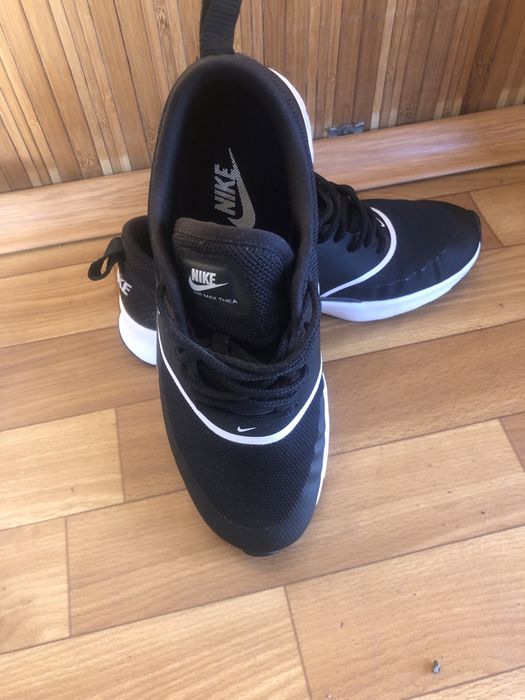 Кросівки nike розмір 38 стан ілеал