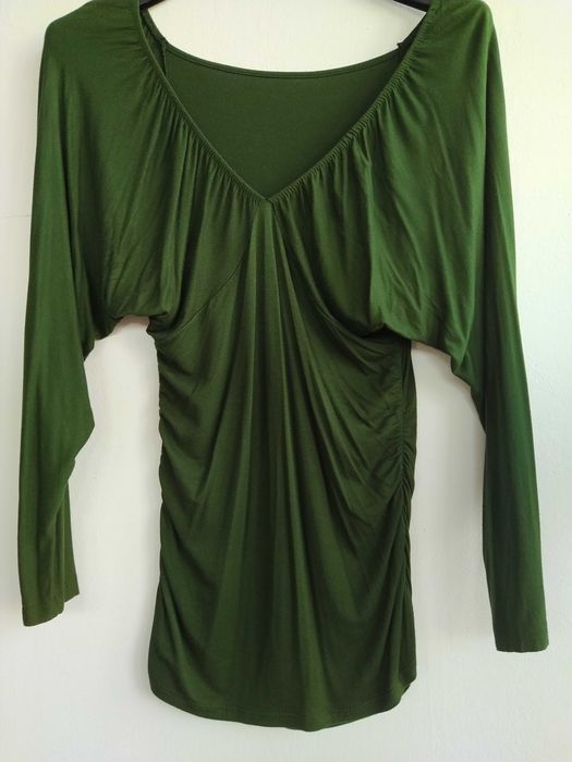 Camisola / Top  verde com decote - Tamanho M / L