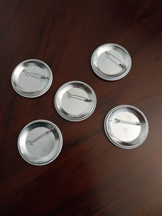 Lote 5 acessórios/pregadeiras/crachás Mr. Wonderful, Superpowers