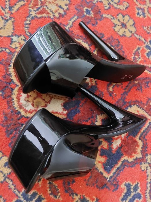 Стрипи для танців високий зручний каблук (нові) 37го розміру