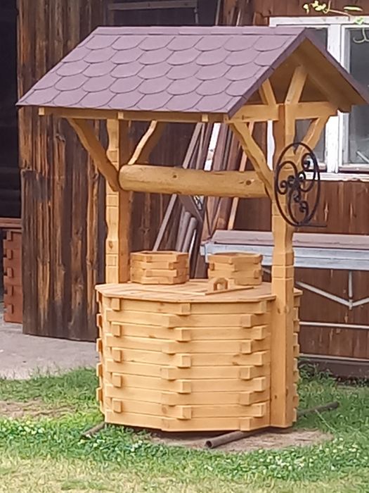 Studnia ogrodowa,obudowa studni