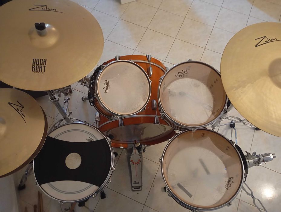 Bateria Pearl Masters custom maple