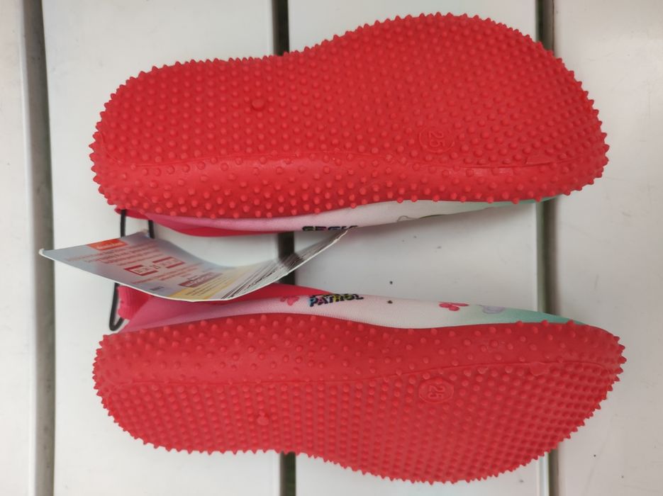 Nowe buty do wody, plażowe 25, 26