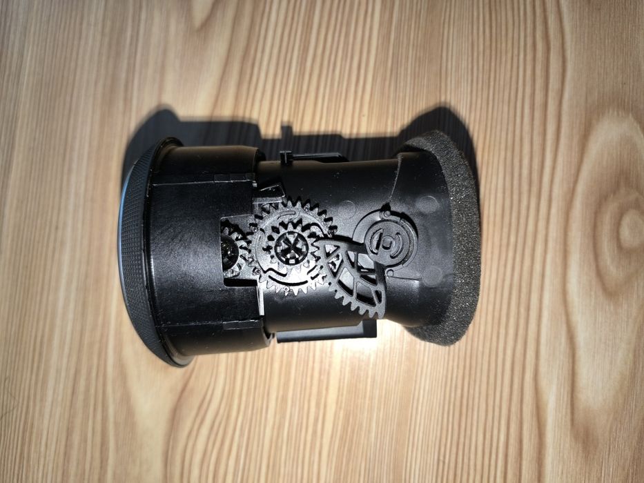 Kratka nawiewu Audi A3 8P