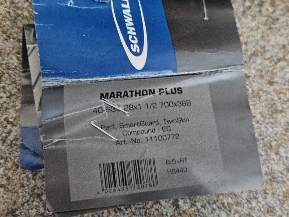 Opony 28" Schwalbe Marathon Plus 40-635