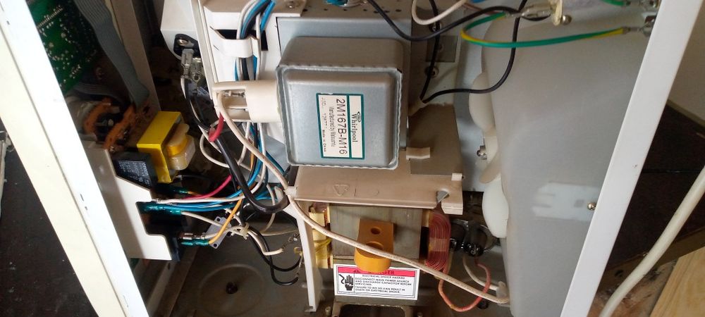 Микроволновка на запчасти