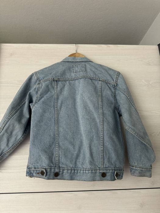 Damska krótka kurtka jeansowa vintage guziki kieszonki