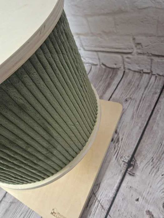 Drapak dla kota Helsinki