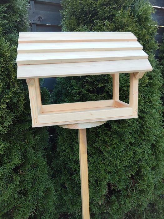 Karmniki dla ptaków