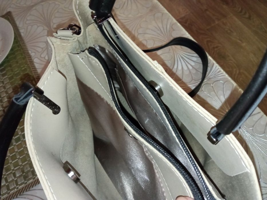 Сумка жіноча бежева