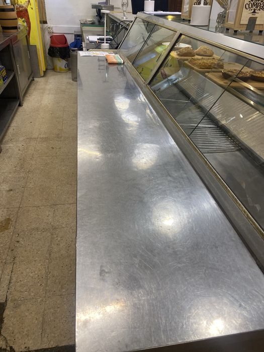 Vitrine refrigerada exposicao e frigo