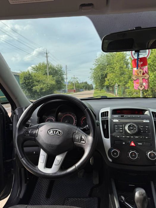 Продам kia ceed 2009