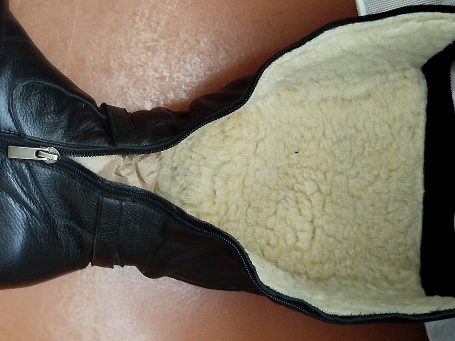 Жіночі зимові чоботи  р.40.