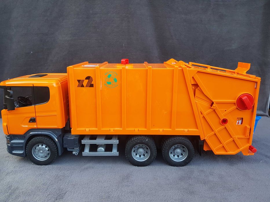 Bruder 03560 Scania R Śmieciarka pomarańczowa