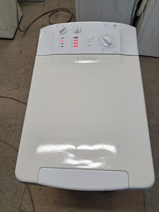 Продам пральну машину Арістон