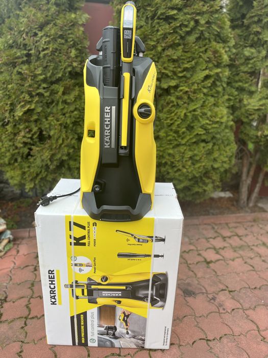 Универсальная мойка KARCHER K7 Full Control Plus 1.317-030.0
