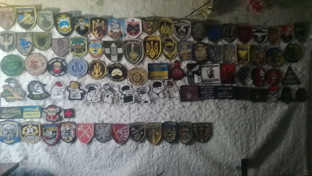 Прийму шеврони в дар