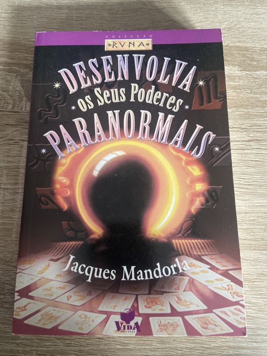 VENDO LIVRO NOVO NUNCA USADO  DESENVOLVA OS SEUS PODERES PARANORMAIS