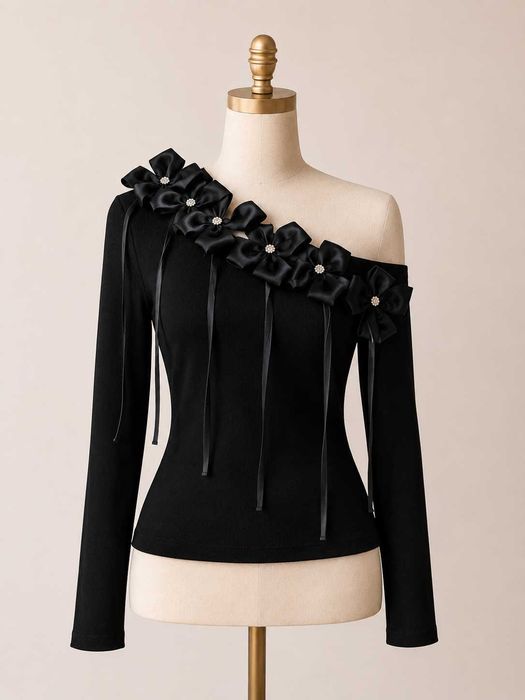 Blusa Sem Ombro Preta com Flores e Brilhantes (NOVO)