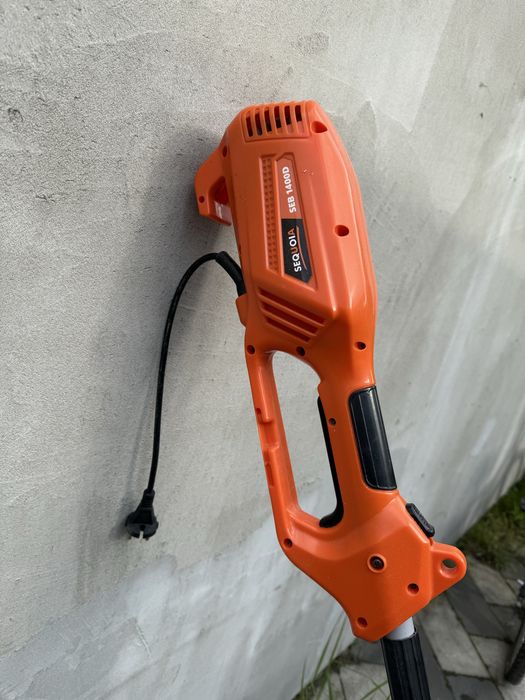 Газонокосарка Sequoia. Нова. SEB 1400D