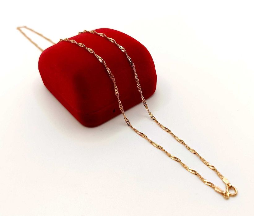 Złoty łańcuszek kręcony Singapur Pr.585 W:2,31gr 49,5cm