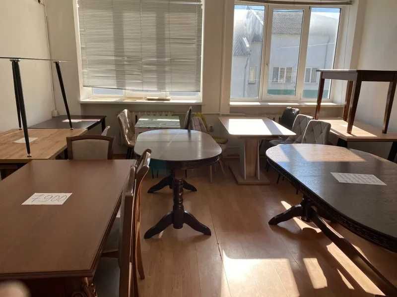 Продаж комерційного приміщення 305 м² в центрі м. Горохів (екс-банк), вул. Шевченка, 41