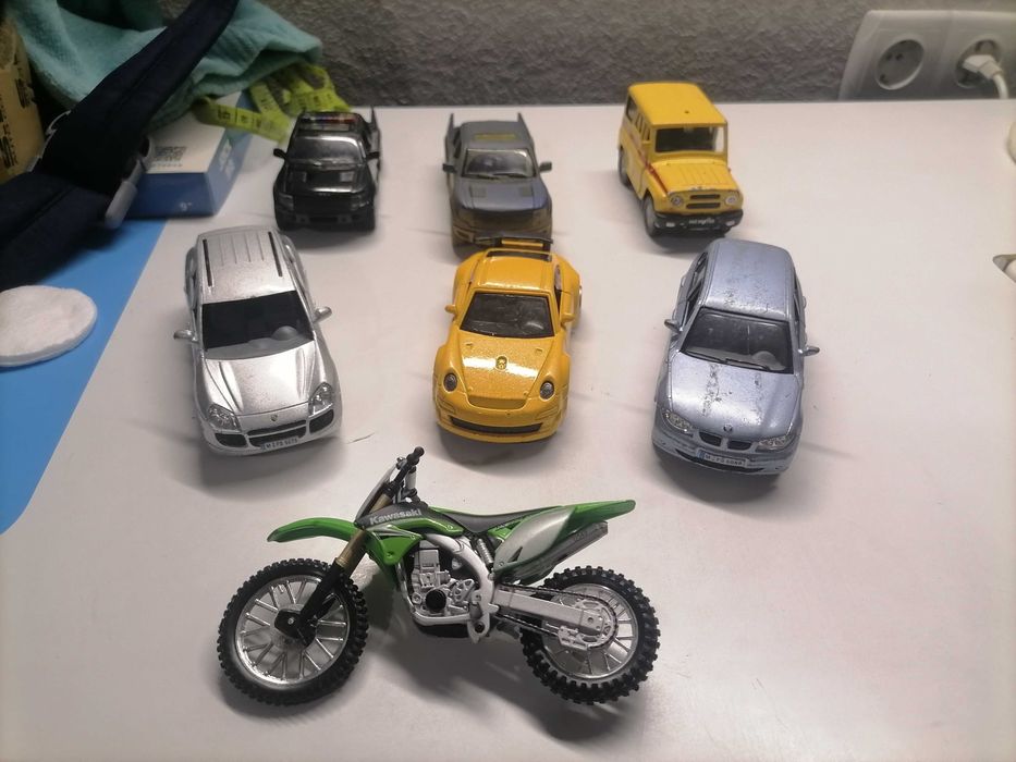 машинки б.у різні