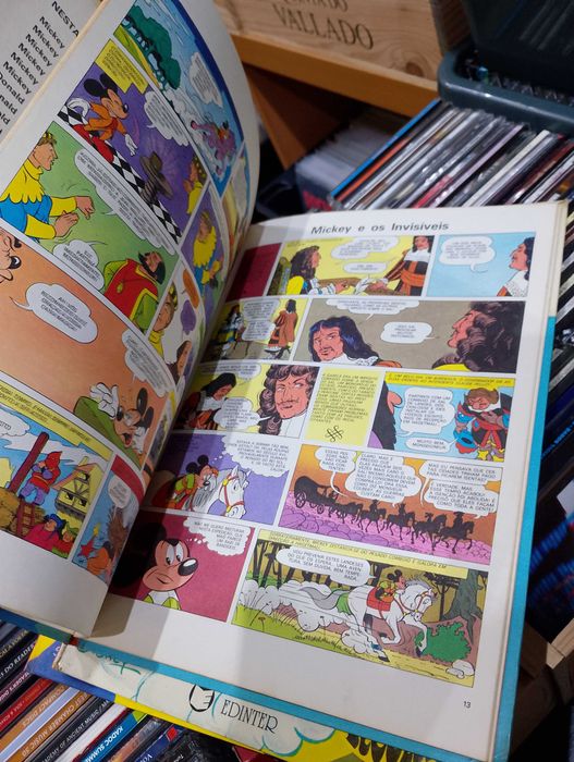 Mickey Corsário, Escudeiro de Ivanhoe, Peles Vermelhas 3 Livros