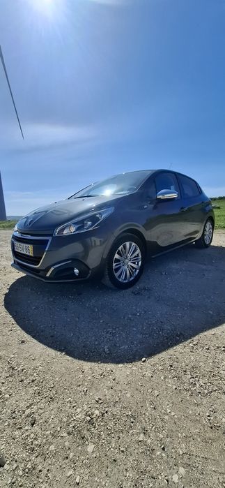 Vende-se peugeot 208 2017