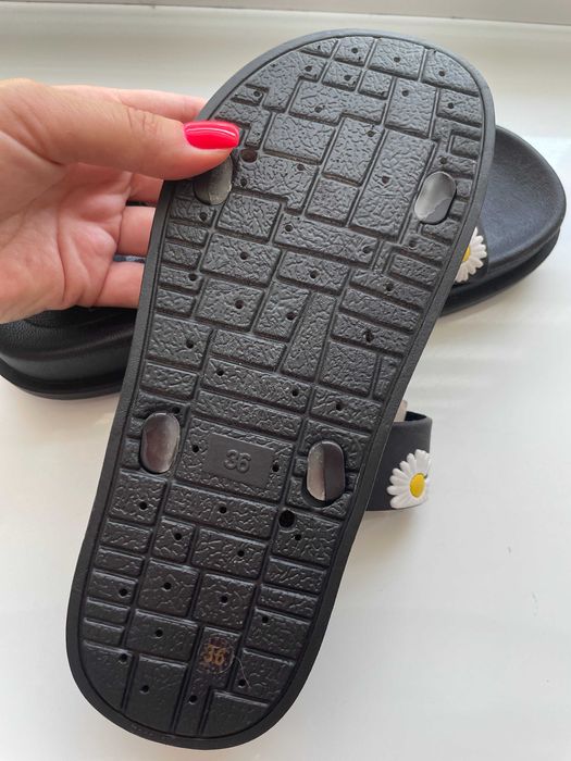 Шльопанці Cropp 35/36р. (шлепки, шлепанцы, сандали, сандалі)